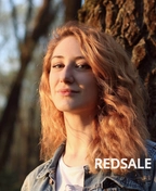 Фото преподавателя по ИЗО - Плотникова Анна